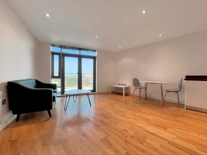 1 Bedroom Flat To Rent In Aruba, Gotts Road, Leeds City Centre, LS12