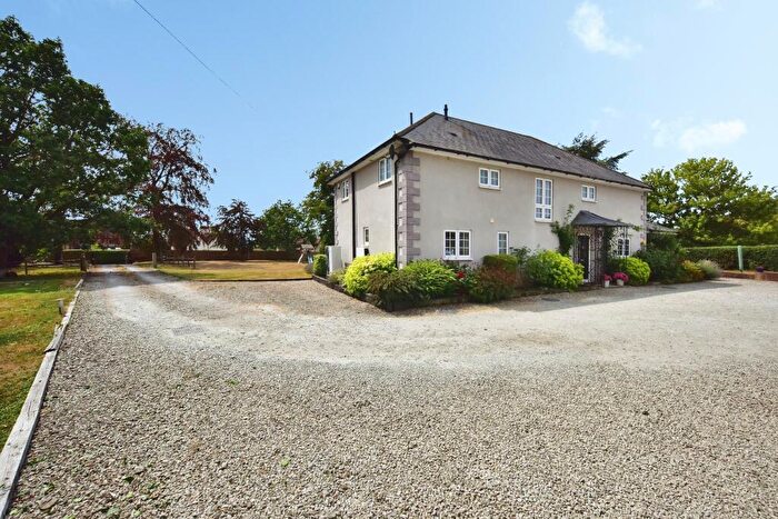 5 Bedroom Detached House For Sale In Wheelers Lane, Maidstone, ME17