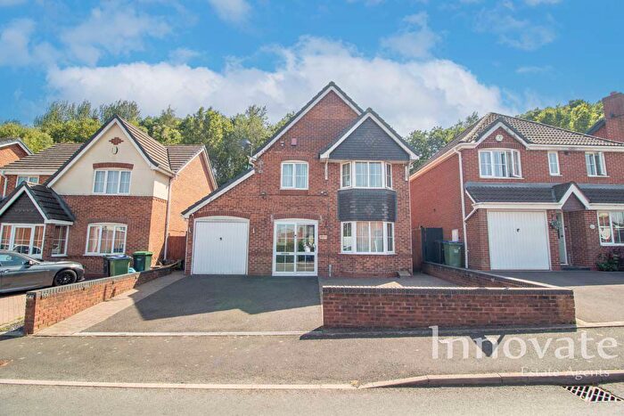 4 Bedroom Detached House For Sale In Wakeman Drive, Oldbury, B69