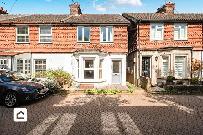 3 Bedroom End Of Terrace House For Sale In Railway Terrace, Westerham, Kent, TN16