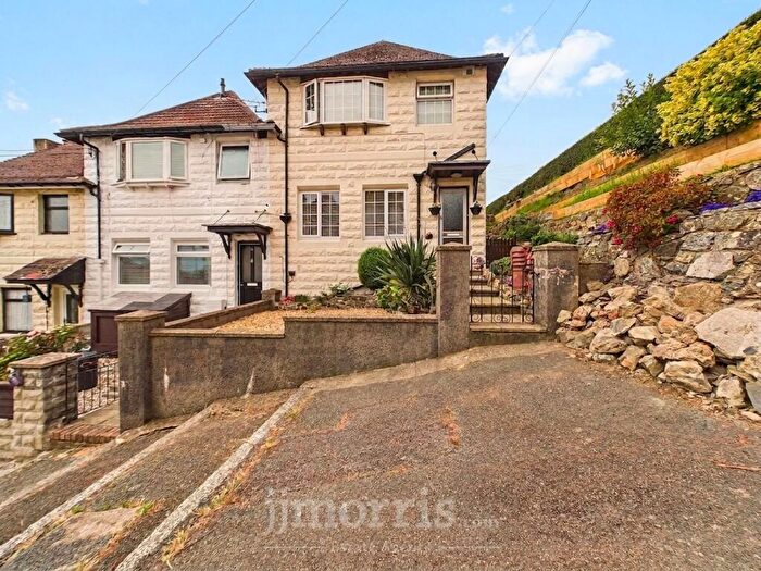 3 Bedroom End Of Terrace House For Sale In St Davids Place, Goodwick, SA64