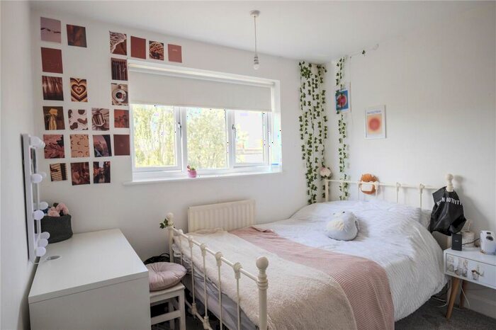 4 Bedroom Detached House For Sale In Main Road, Birdham, Chichester, West Sussex, PO20