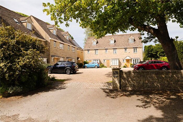 4 Bedroom Detached House For Sale In Burford Hill Mews, Burford, Oxfordshire, OX18