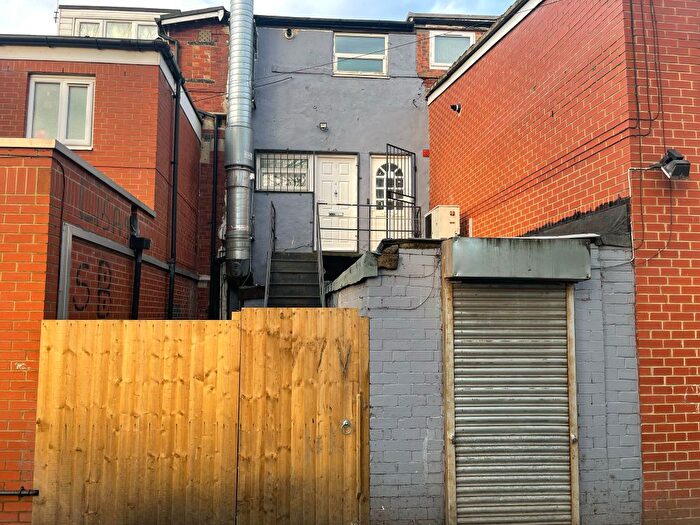 1 Bedroom Flat To Rent In Kirkstall Industrial Park, Kirkstall Road, Leeds, LS4