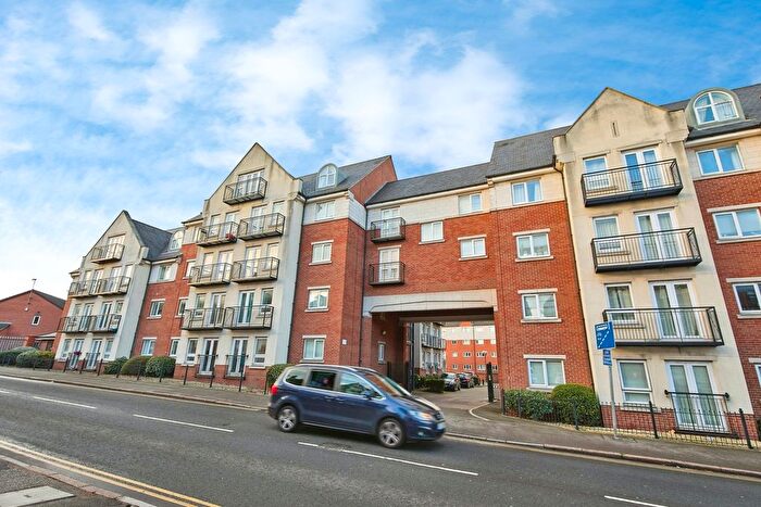2 Bedroom Flat For Sale In Uttoxeter New Road, Derby, Derbyshire, DE22