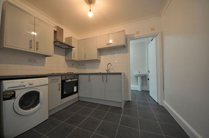 1 Bedroom Flat To Rent In Ripple Road, Barking, IG11