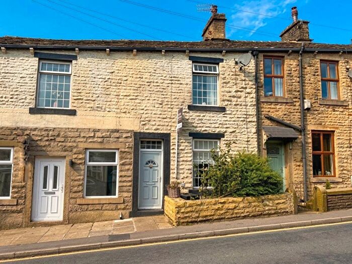 2 Bedroom Terraced House For Sale In Burnley Road, Weir, Rossendale, OL13