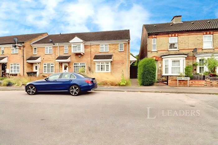 3 Bedroom End Of Terrace House For Sale In Beatrice Street, Kempston, Bedford, MK42