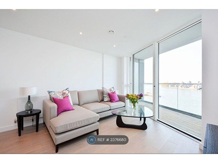 1 Bedroom Flat To Rent In River Gardens Walk, Greenwich, SE10