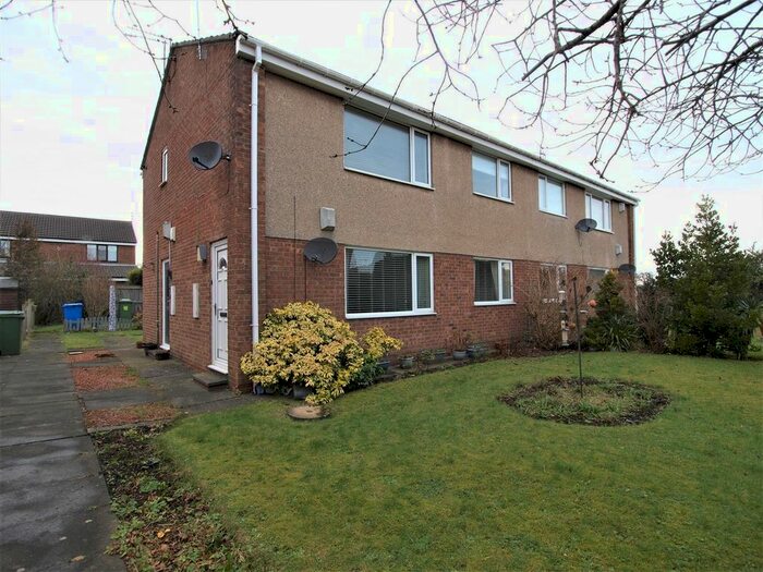 2 Bedroom Flat To Rent In Hickstead Grove, Cramlington, NE23