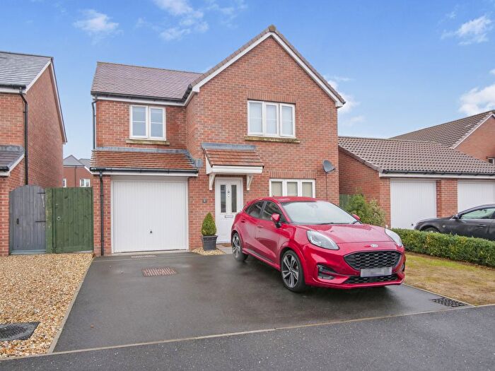 4 Bedroom Detached House For Sale In Snowdrop Wynde, Shaftesbury, Dorset, SP7