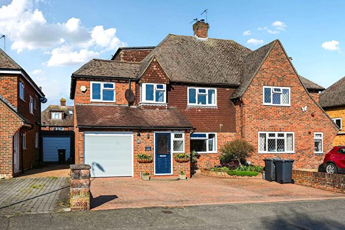 5 Bedroom Semi-Detached House For Sale In Harebeating Drive, Hailsham, BN27