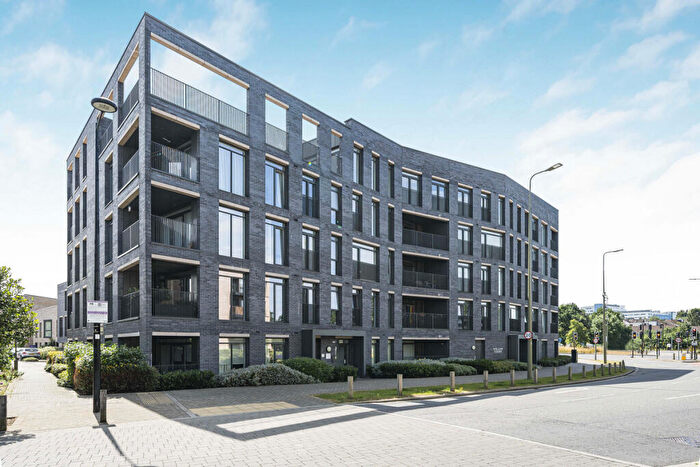 2 Bedroom Apartment For Sale In Barton Fields Road, Oxford, OX3