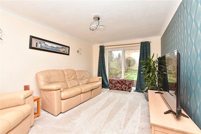4 Bedroom End Terrace House For Sale In Ellison Way, Rainham, Gillingham, Kent, ME8