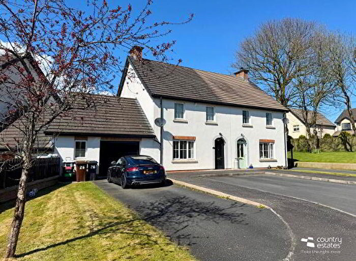 3 Bedroom Semi-Detached House For Sale In Riverside Cottages, Ballyclare, BT39