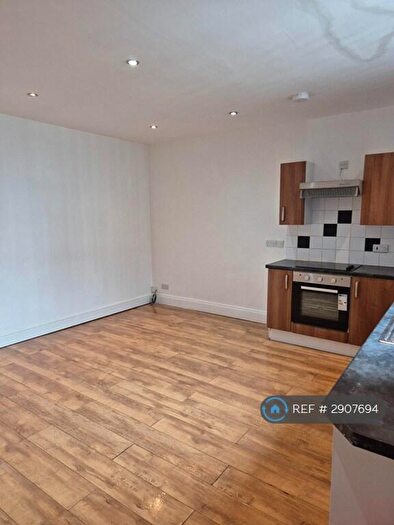 1 Bedroom Flat To Rent In Moorgate St, Blackburn, BB2