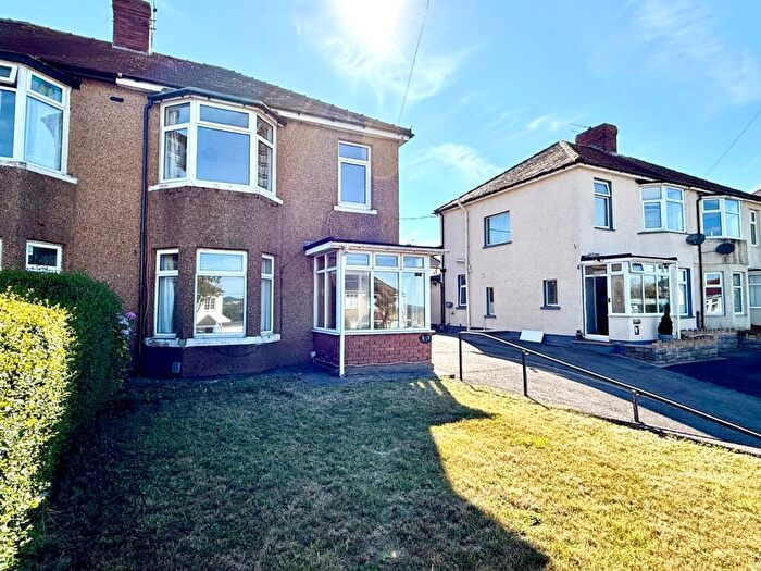 3 Bedroom Semi-Detached House For Sale In Glasllwch Crescent, Newport, NP10