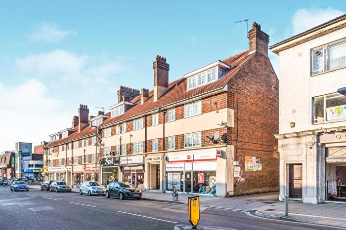 2 Bedroom Flat To Rent In Addis Square, Portswood Road, Southampton, SO17