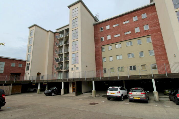 2 Bedroom Apartment To Rent In The Grainger, The Staithes, NE8