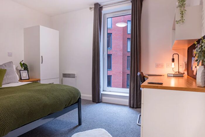 1 Bedroom House To Rent In Blackfriars Road, Manchester , M3