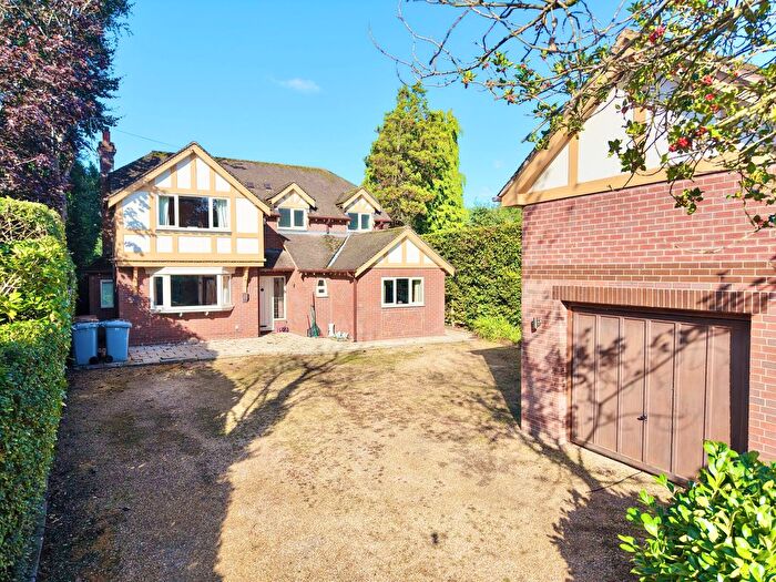4 Bedroom Detached House For Sale In Marsh Lane, Nantwich, CW5