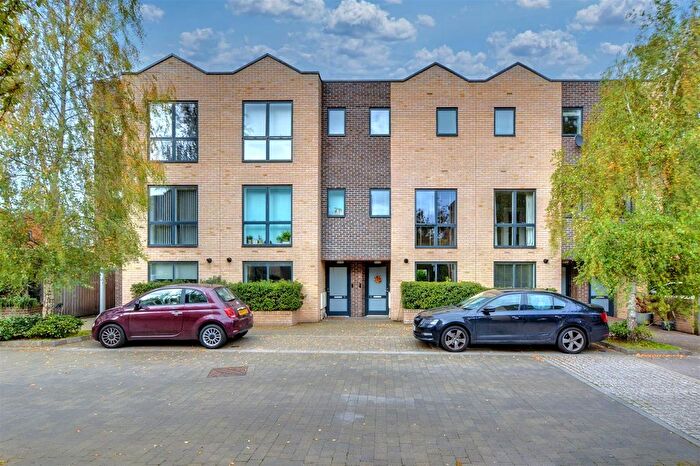 3 Bedroom Terraced House For Sale In Navigation Street, Nottingham, NG2