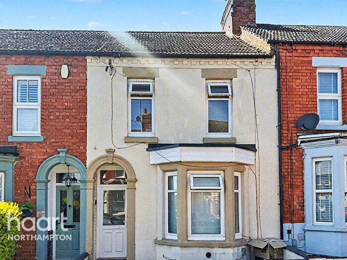 4 Bedroom Terraced House For Sale In Cecil Road, Northampton, NN2