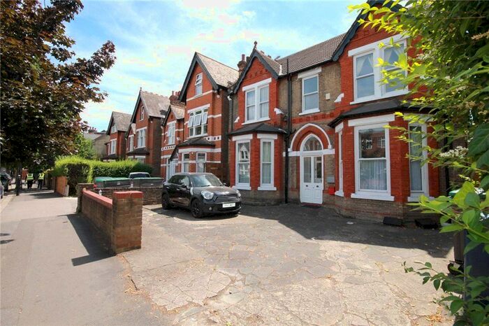 Studio To Rent In Madeley Road, London, W5