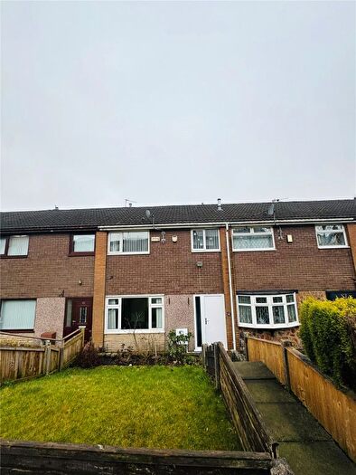 3 Bedroom Terraced House To Rent In Radcliffe Road, Oldham, Greater Manchester, OL4