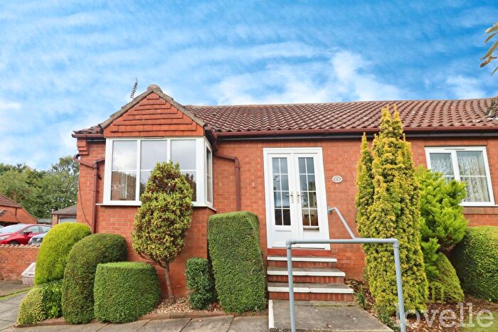 2 Bedroom Bungalow For Sale In Heritage Court, Navenby, LN5