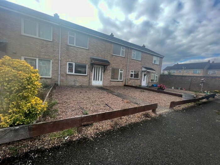 3 Bedroom Property To Rent In Garden Close, Stamford, PE9