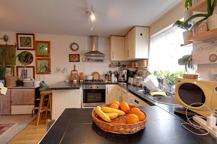 1 Bedroom Maisonette To Rent In Abbey Road, Basingstoke, Hampshire, RG24