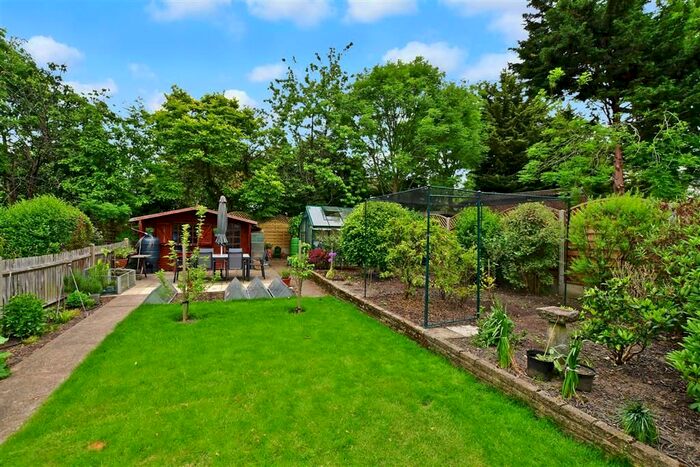 5 Bedroom Detached House For Sale In Danson Road, Bexleyheath, Kent, DA6