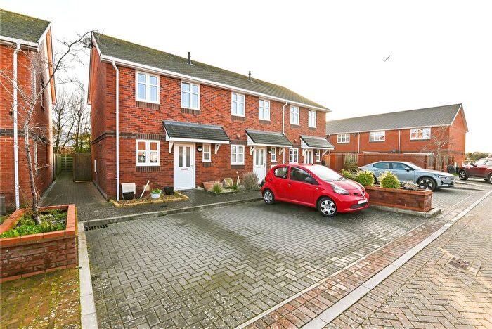 2 Bedroom Semi Detached House For Sale In Greenwood Close, New Milton, Hampshire, BH25