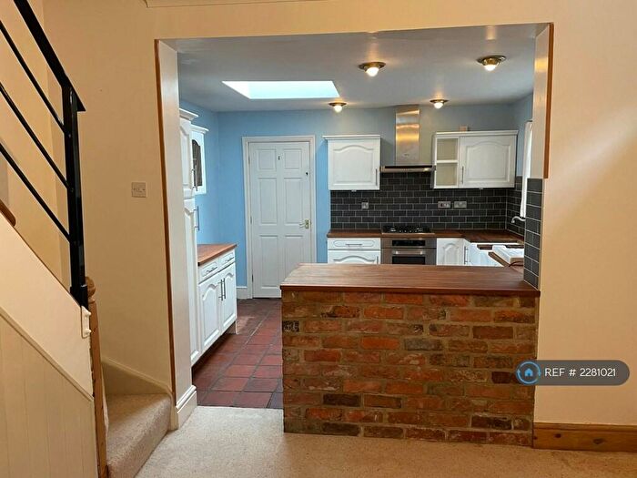 2 Bedroom End Of Terrace House To Rent In Morton Lane, Beverley, HU17
