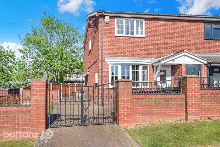 3 Bedroom House For Sale In Creswick Road, Rotherham, S65