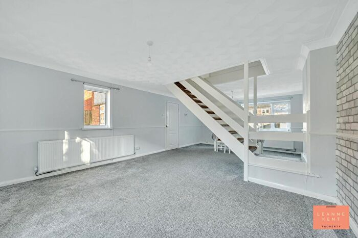 3 Bedroom Terraced House For Sale In Gruffydd Drive, Caerphilly, CF83