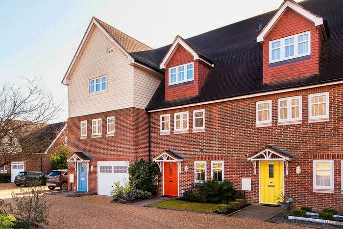 4 Bedroom Property For Sale In Oakhurst Park Gardens, Hildenborough, Tonbridge, TN11