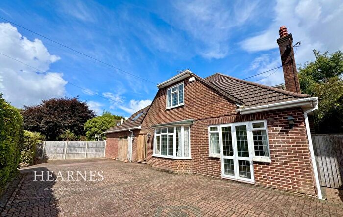 4 Bedroom Detached House For Sale In St Ledgers Road, Queens Park, Bournemouth, BH8