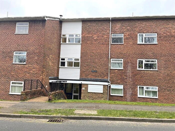 1 Bedroom Flat To Rent In Black Path, Polegate, BN26