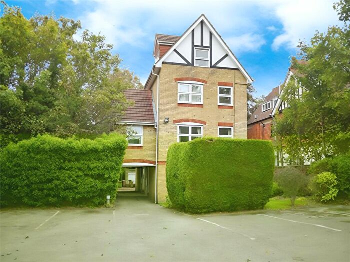 Flat To Rent In Egmont Road, Sutton, SM2