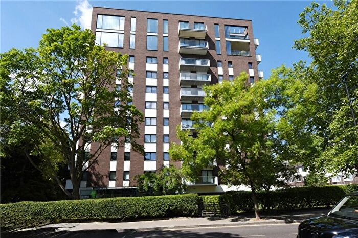 2 Bedroom Flat To Rent In Primrose Hill Road, London, NW3