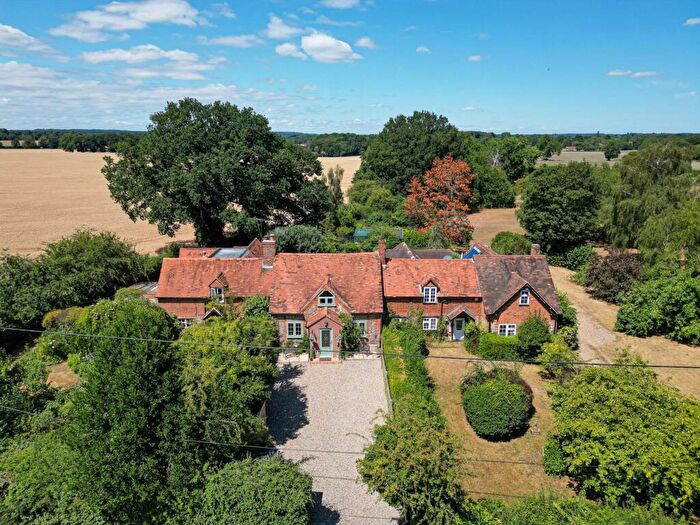 3 Bedroom Cottage For Sale In Chalkhouse Green, South Oxfordshire, RG4