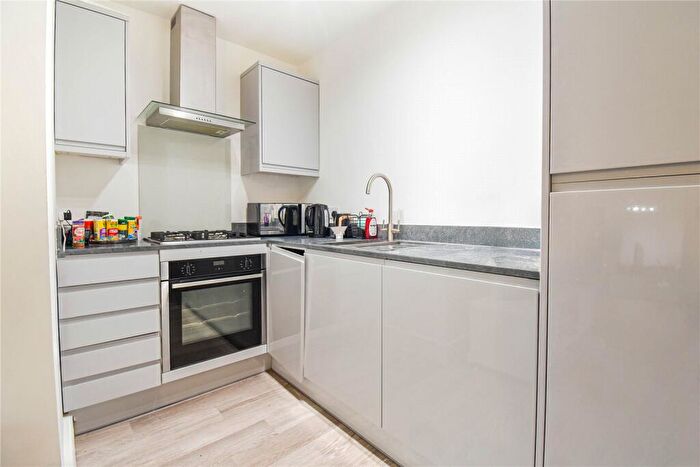 1 Bedroom Apartment For Sale In Cherry Orchard House, Cherry Orchard, Marlborough, Wiltshire, SN8