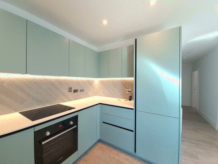 2 Bedroom Flat To Rent In Darjeeling House-, P18