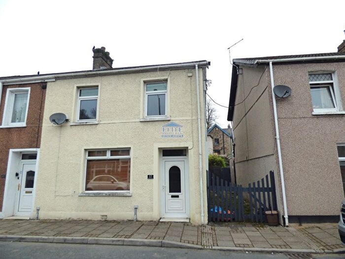 3 Bedroom End Of Terrace House To Rent In Dunraven Street, Aberkenfig, Bridgend ., CF32