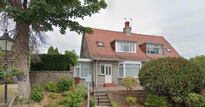 3 Bedroom Semi-Detached House To Rent In Albert Terrace Gardens, Albert Terrace, AB10