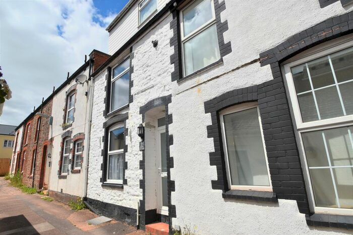 2 Bedroom Terraced House To Rent In New Inn Court, Cullompton, Devon, EX15