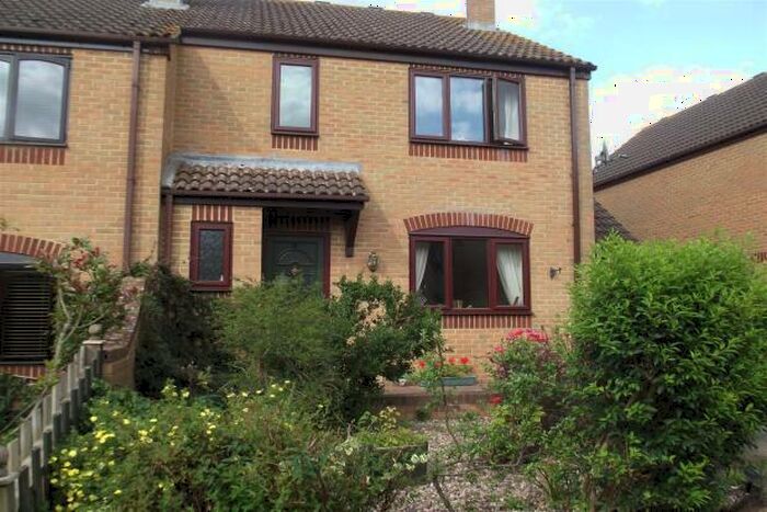 3 Bedroom House To Rent In Waters Lane, Middleton Cheney, OX17