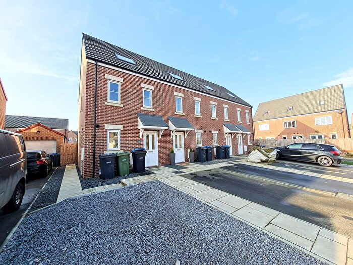 3 Bedroom Town House To Rent In Runnymede Way, Northallerton, DL6